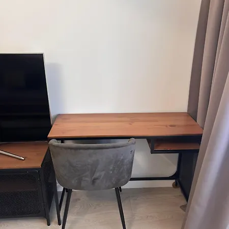 דירה Bright And Lovely 1-bedroom In