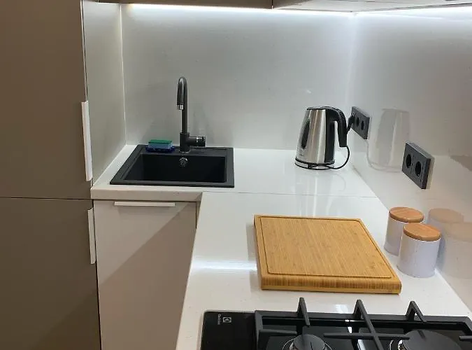 דירה Bright And Lovely 1-bedroom In *